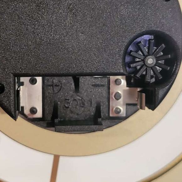 Vintage Hechinger mantle table shelf solid brass clock Cyma. Quartz movement - Picture 9 of 16